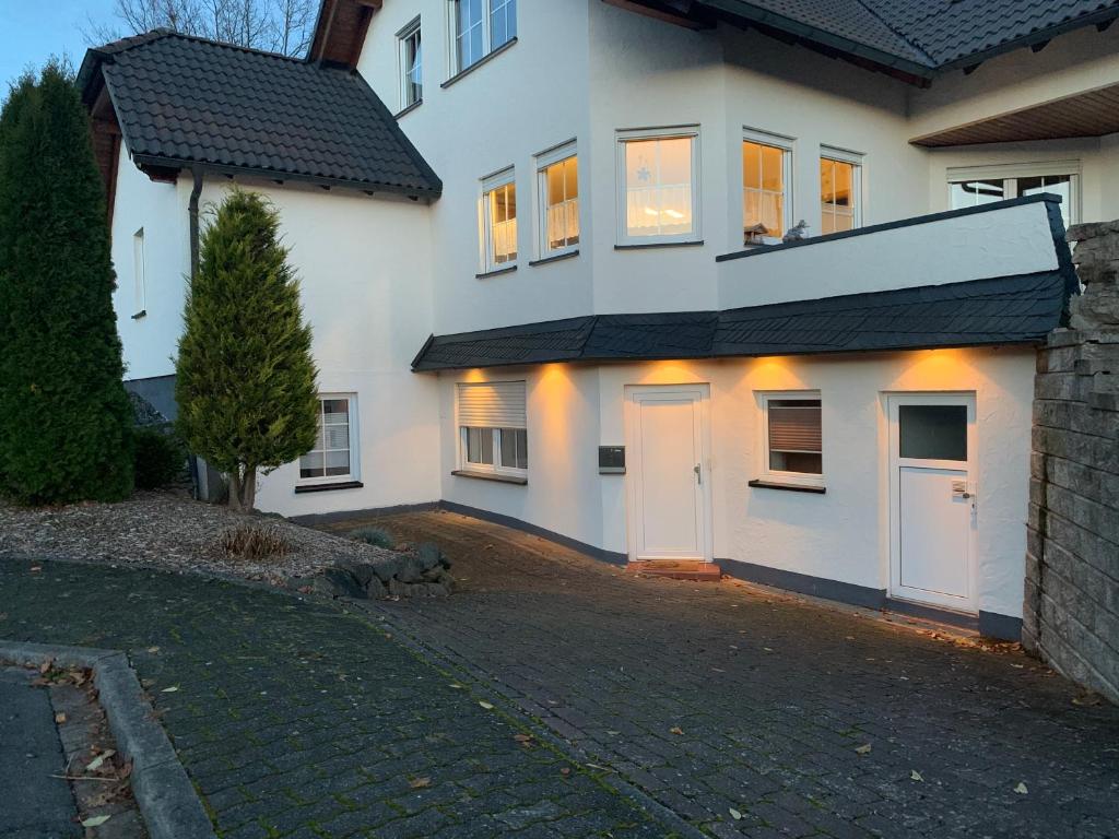 Aktiv-Ferienwohnung "Snow & Bike"- Zentral zwischen Winterberg und Willingen room 1