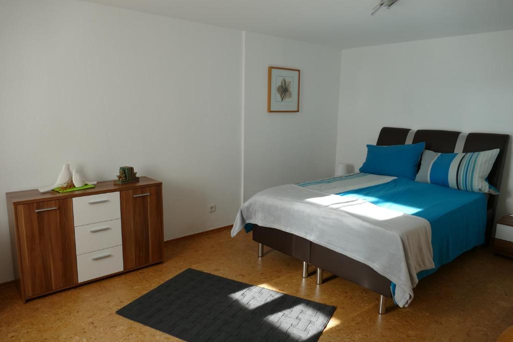 Aktiv-Ferienwohnung "Snow & Bike"- Zentral zwischen Winterberg und Willingen room 3